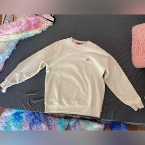 SUPREME sweatshirt cream color, size large.